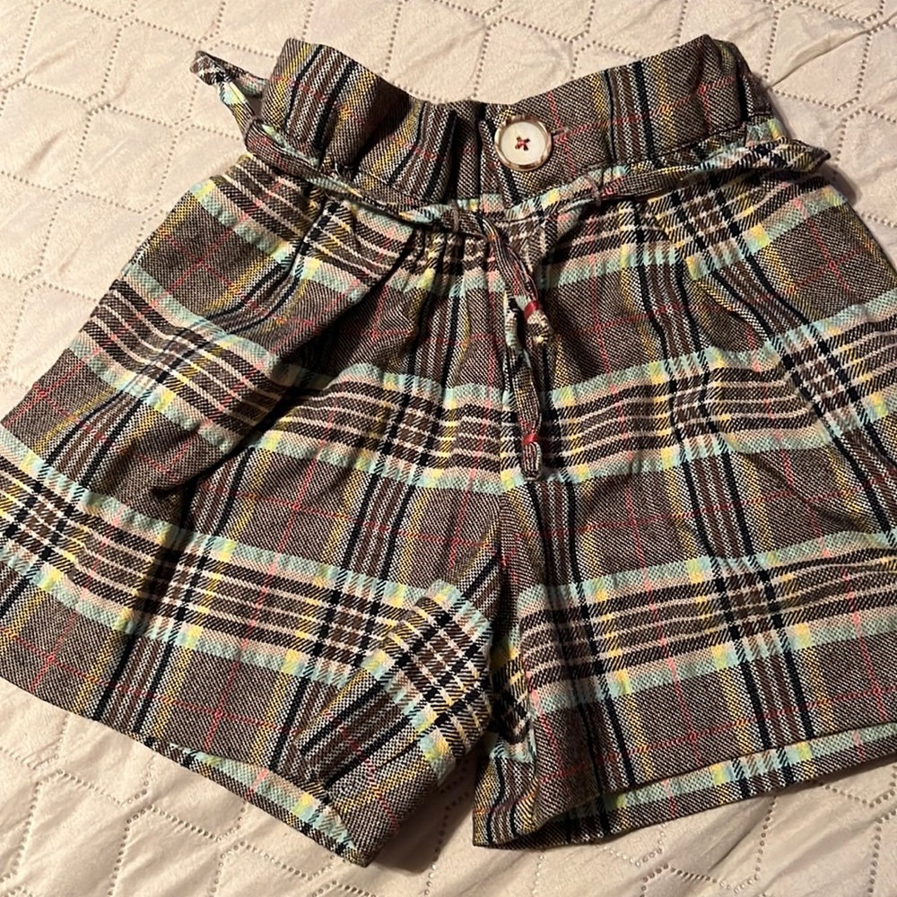 Zara girls plaid shorts paper bag style with pockets